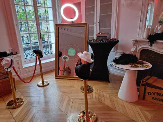 borne photos Magic Miroir Paris