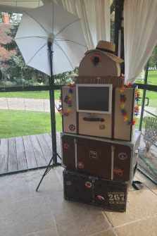 borne photo mariage theme voyage